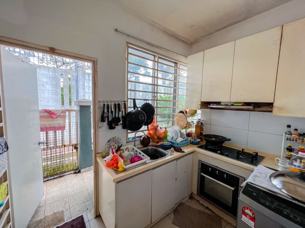 2 Storey EndLot, Tropika DAlpinia, Puchong - photo 10