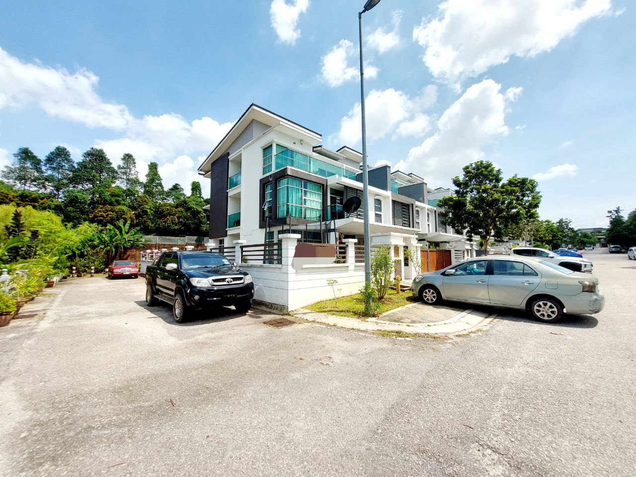 2 And Half Storey SuperLink, USJ Heights