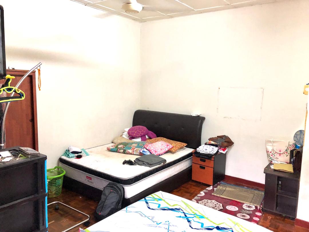 DOUBLE STOREY TERRACE HOUSE, BANDAR SERI PUTRA, BA - photo 3