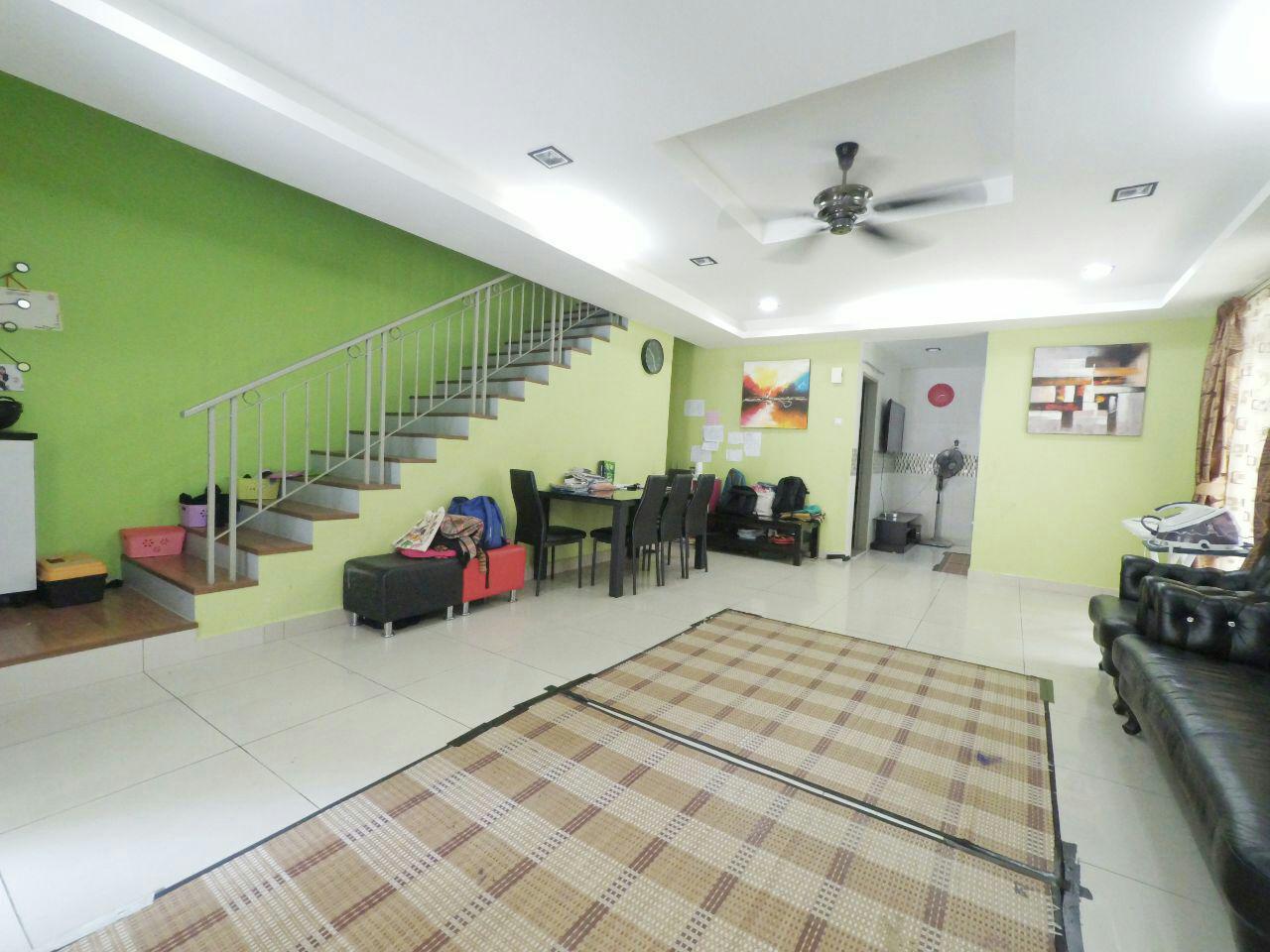 Double Storey Corner Terrace, Taman Sierra Ukay - photo 2