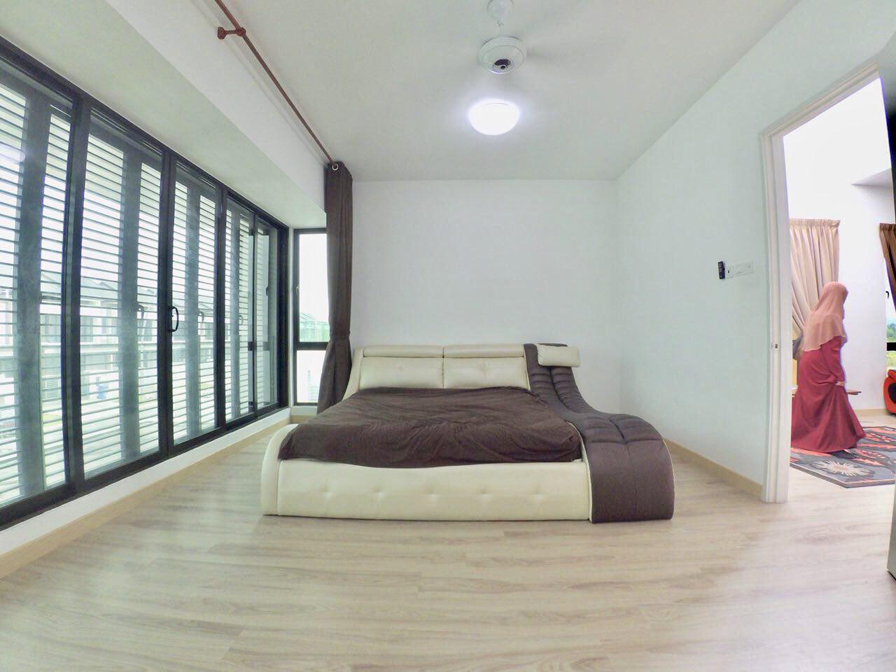End Lot 2 Storey Elmina Valley Phase 2 Elmina West - photo 4