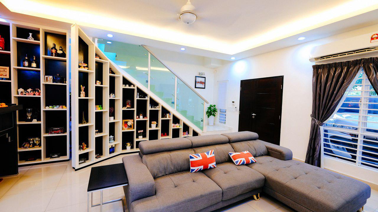 FULLY RENOVATED DOUBLE STOREY SEMI D SEKSYEN U13 - photo 2