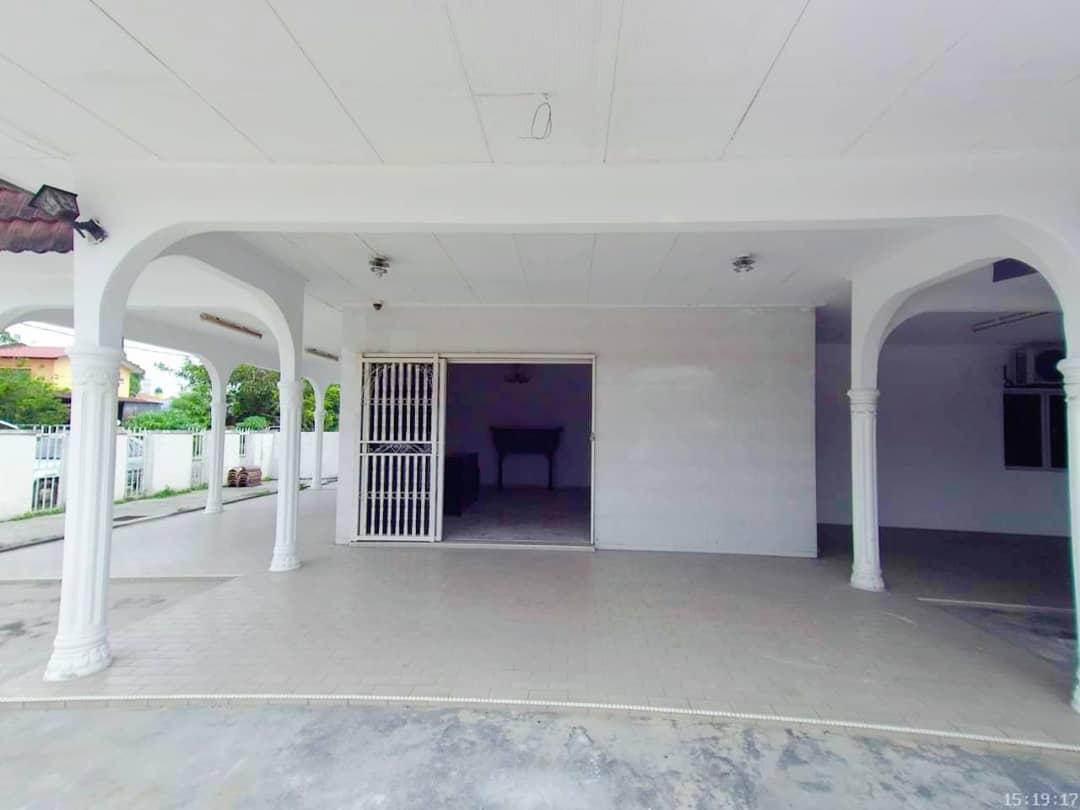 CORNER LOT Single Storey Taman Sri Bangi - photo 4