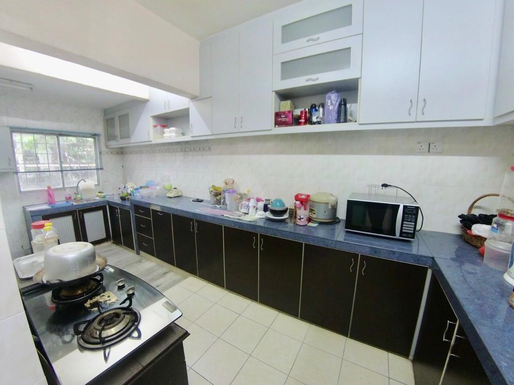2 and Half Str Terrace Seksyen 4 Bdr Baru Bangi - photo 2
