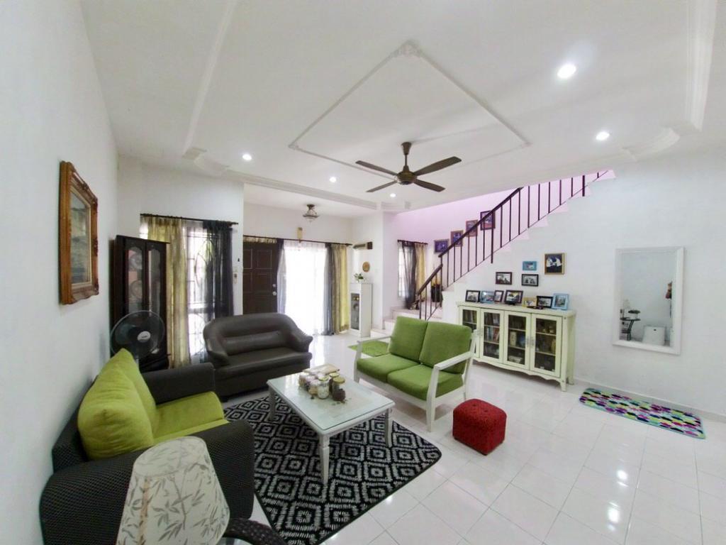 FULLY RENOVATED DOUBLE STOREY SEKSYEN 23 SHAH ALAM - photo 2