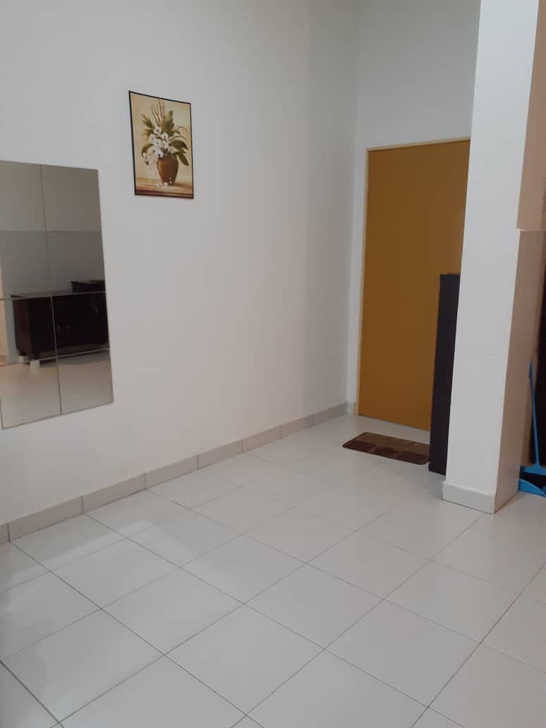 Apartment Dahlia Court Bandar Baru Salak Tinggi - photo 4