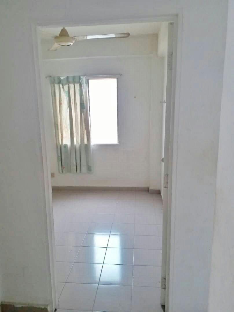 APARTMENT PANGSAPURI ANGGERIK VILLA 2 KAJANG - photo 4