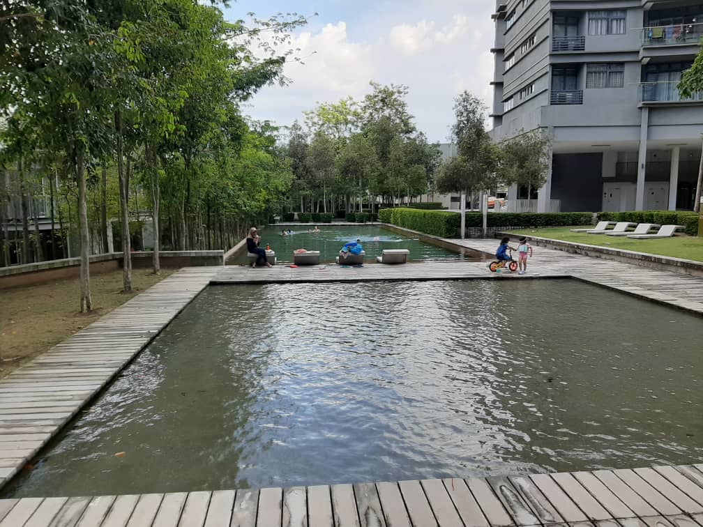 RENT SEWA FURNISHED Mirage By The Lake Condominium - photo 6