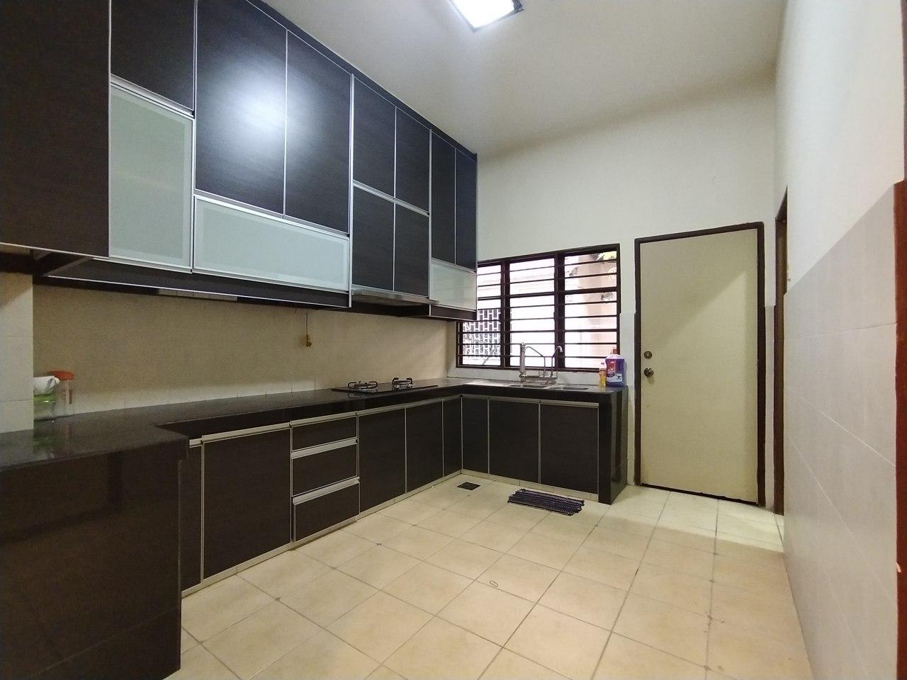 Rumah Teres 2 Storey Terrace House Bandar Nusaputr - photo 5
