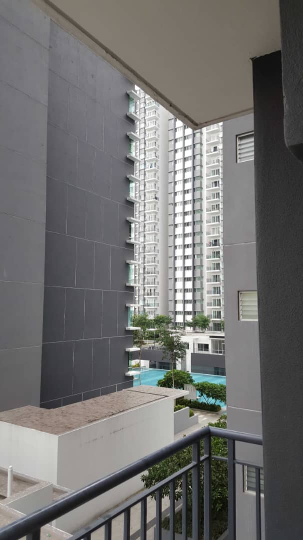 Corner Lot Balcony Southville Savanna Apartment - photo 5
