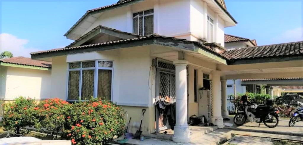 Double Storey Banglow Taman Tasik Semenyih - photo 2