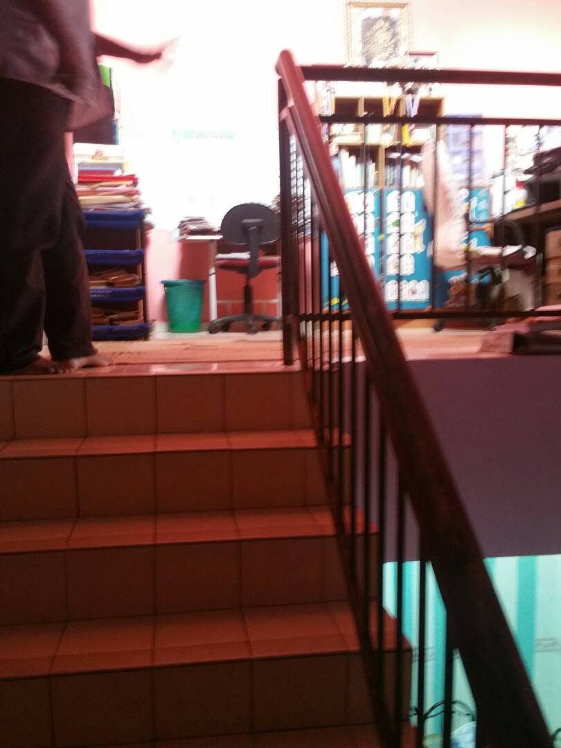 Urgent Sale Taman Bukit Kristal 2 storey terrace - photo 4