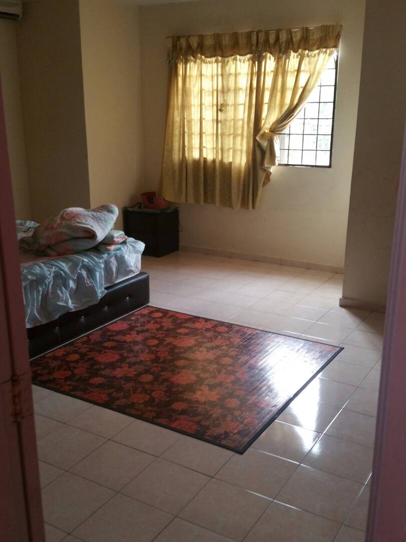 Urgent Sale Taman Bukit Kristal 2 storey terrace - photo 6