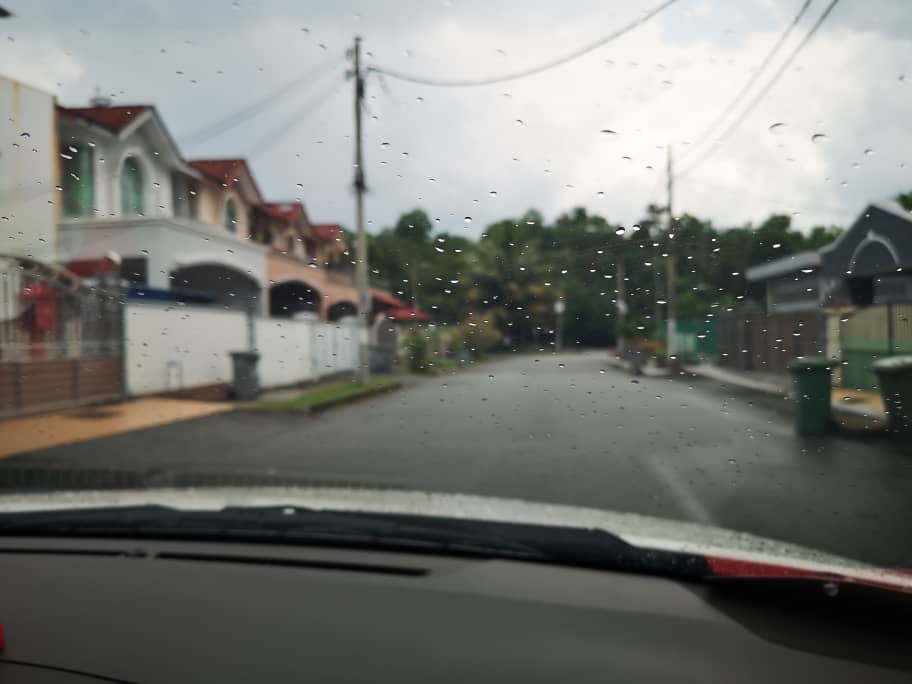 Urgent Sale Taman Bukit Kristal 2 storey terrace - photo 10