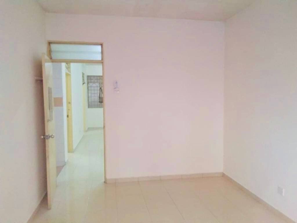 CHEAP Mentari Court Apartment Bandar Sunway PJS 8 - photo 2