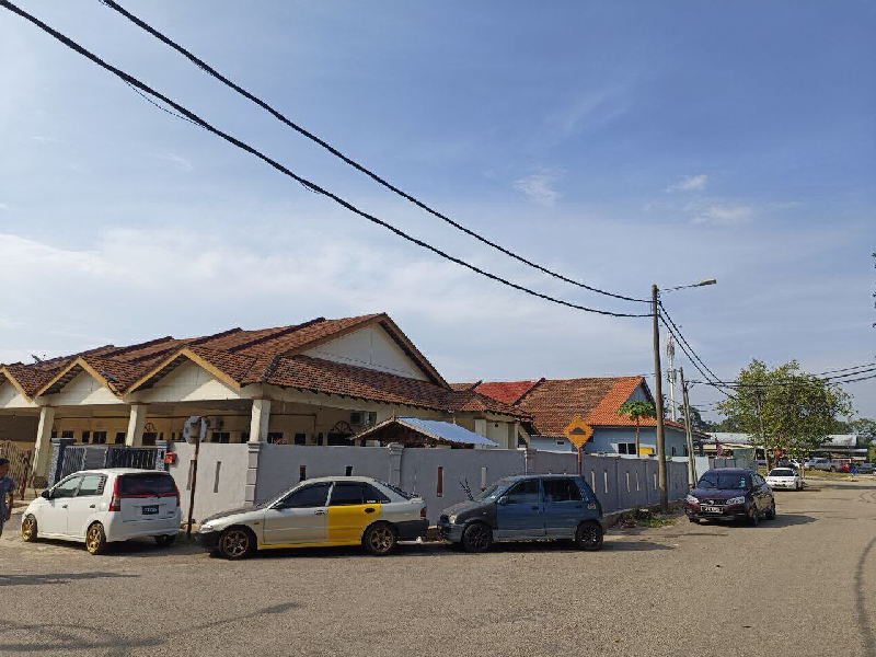 (Corner Lot) Taman Kristal Sungai Karang Darat Teres Setingkat - photo 3