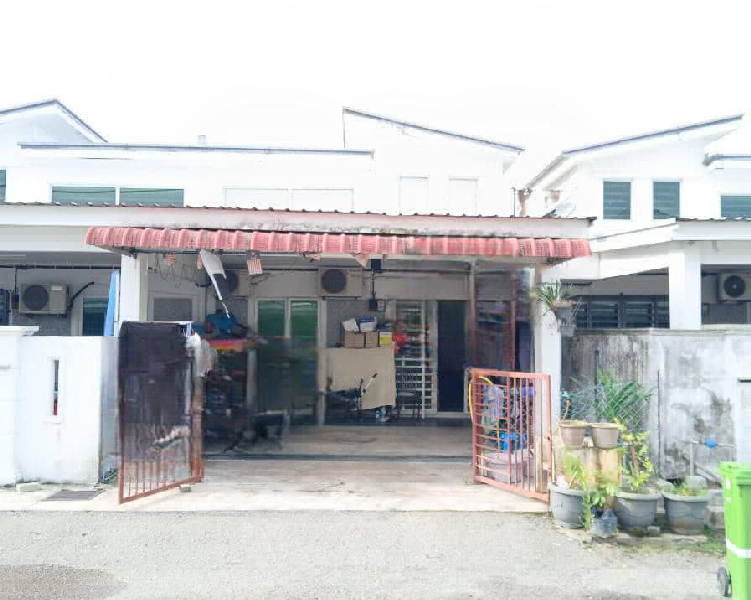 *TERRACE SINGLE STOREY BANDAR KUANTAN PUTRI AT LORONG BKP 10, SUNGAI SOI, KUANTAN - photo 1