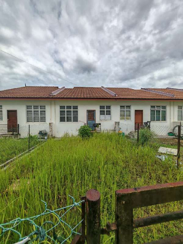SINGLE STOREY TERRACE, PANDAN DAMAI 1, KUANTAN. FACING OPEN - photo 3