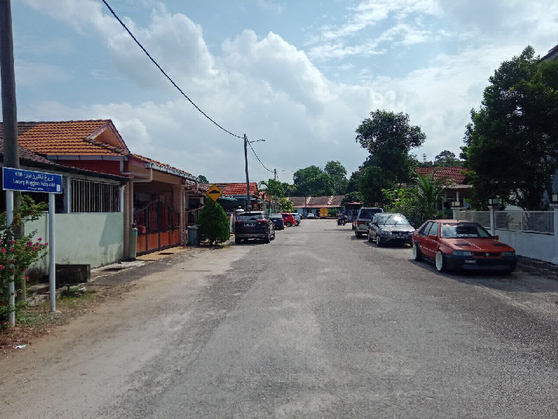 TERES SETINGKAT TAMAN KEMPADANG MAKMUR UNTUK DIJUAL - photo 4