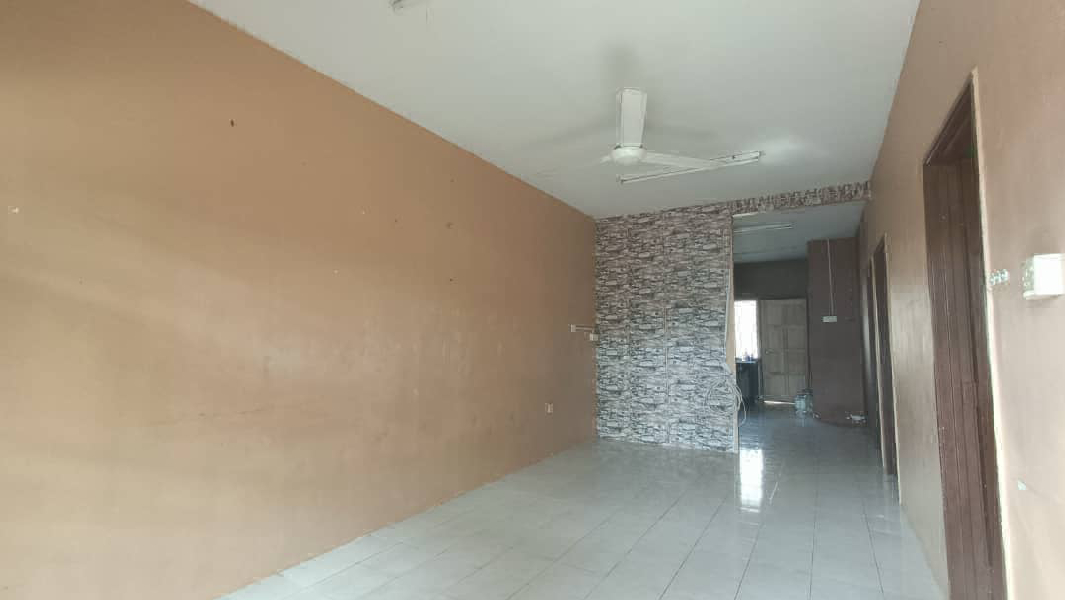 TERES SETINGKAT TAMAN INDERA SEMPURNA, KUANTAN - photo 12