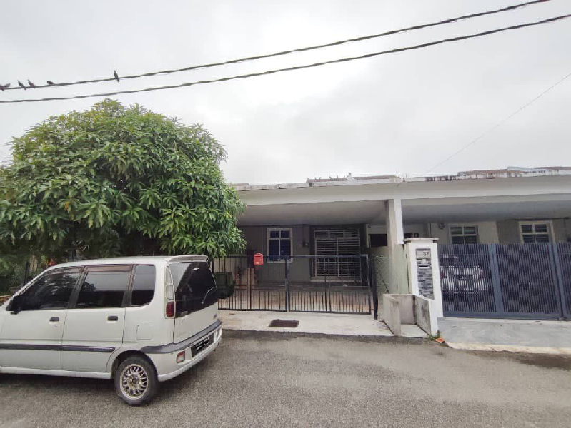 Teres Setingkat Pinggiran putra, Tanjung Lumpur , Kuantan - photo 2