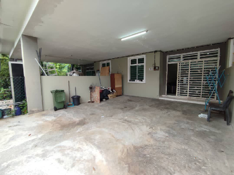 Teres Setingkat Pinggiran putra, Tanjung Lumpur , Kuantan - photo 3