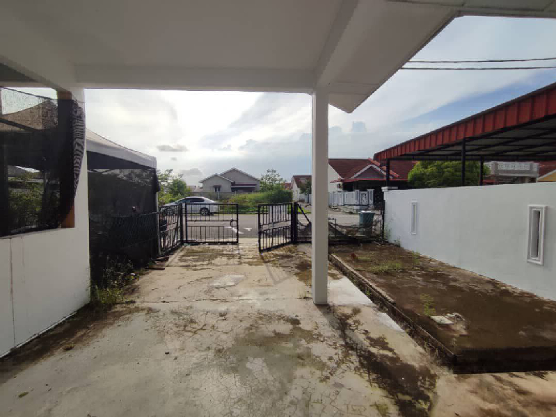 PERMATANG BADAK PERDANA TERES SETINGKAT, KUANTAN PAHANG - photo 2