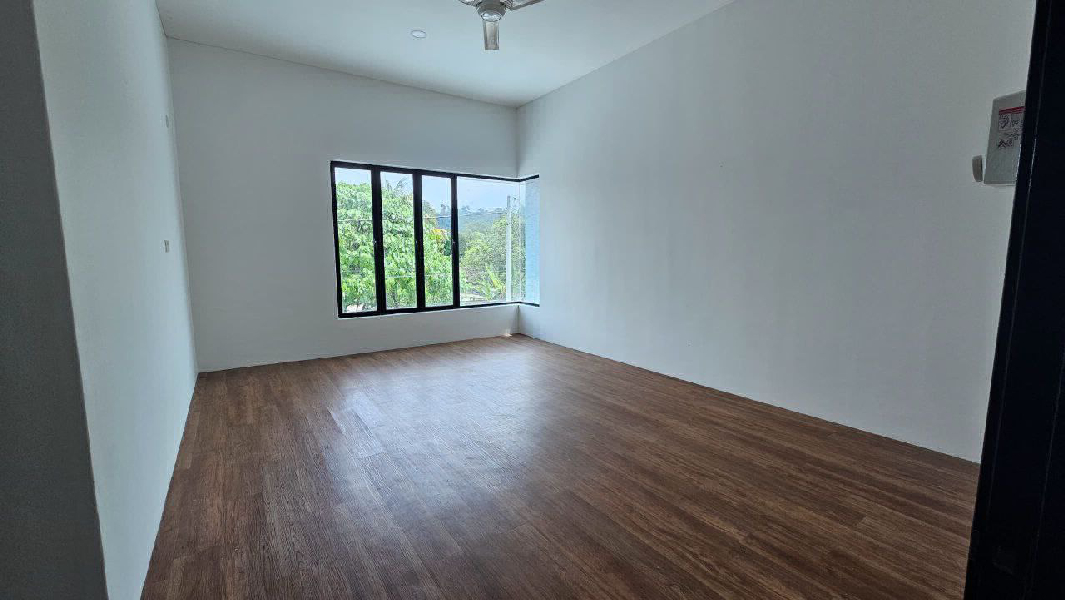 (LIKE NEW HOUSE) SEMI D DOUBLE STOREY BUKIT SETONGKOLOPEN TITLE , FREE HOLD DEKAT BANDAR KUANTAN - photo 9