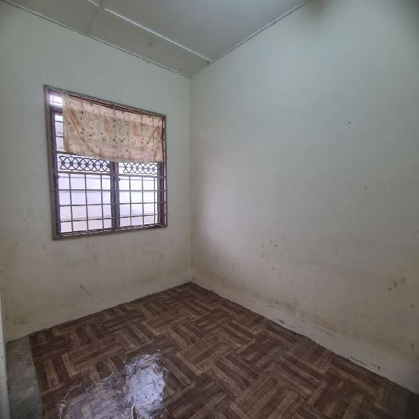Teres Setingkat seri damai perdana 16, taman perumahan seri damai - photo 9