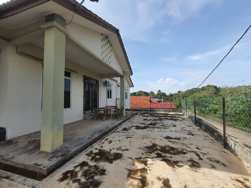 CORNER LOT & FREEHOLD OPEN TITLE | TERES 1.5 TINGKAT INDERA MAHKOTA 15 KUANTAN - photo 2