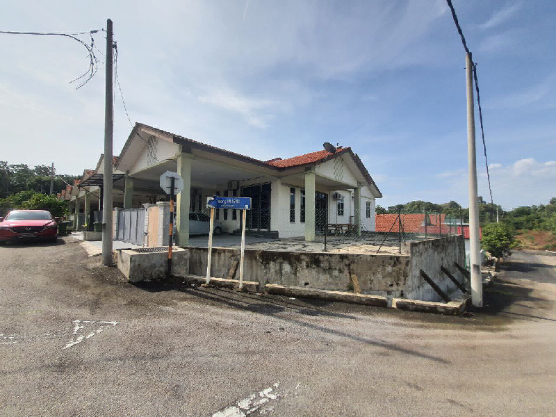 CORNER LOT & FREEHOLD OPEN TITLE | TERES 1.5 TINGKAT INDERA MAHKOTA 15 KUANTAN - photo 3