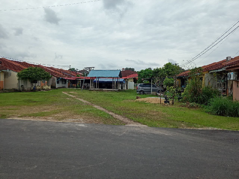 TERES SETINGKAT TAMAN KEMPADANG MAKMUR BELAKANG HOSPITAL DMMC UNTUK DIJUAL - photo 11