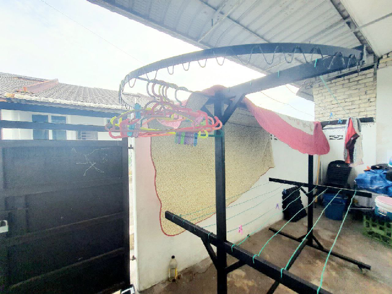 FACING OPEN AREA | Rumah Teres Setingkat Kempadang Indah Kuantan - photo 10