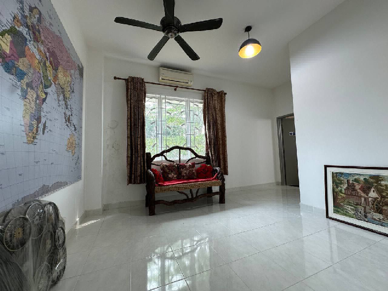 WOWWW!!!!!!! Menarik !!!!Rumah Cantik SEMI-D Dua Tingkat di Bukit Istana Untuk Jualan Beserta Perabo - photo 10