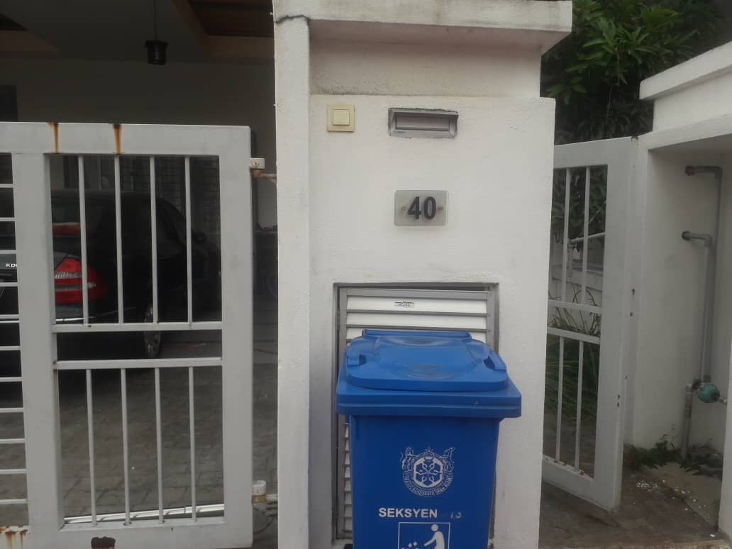 DOUBLE STOREY Below Market Value FOR SALE Sec 13 - photo 4