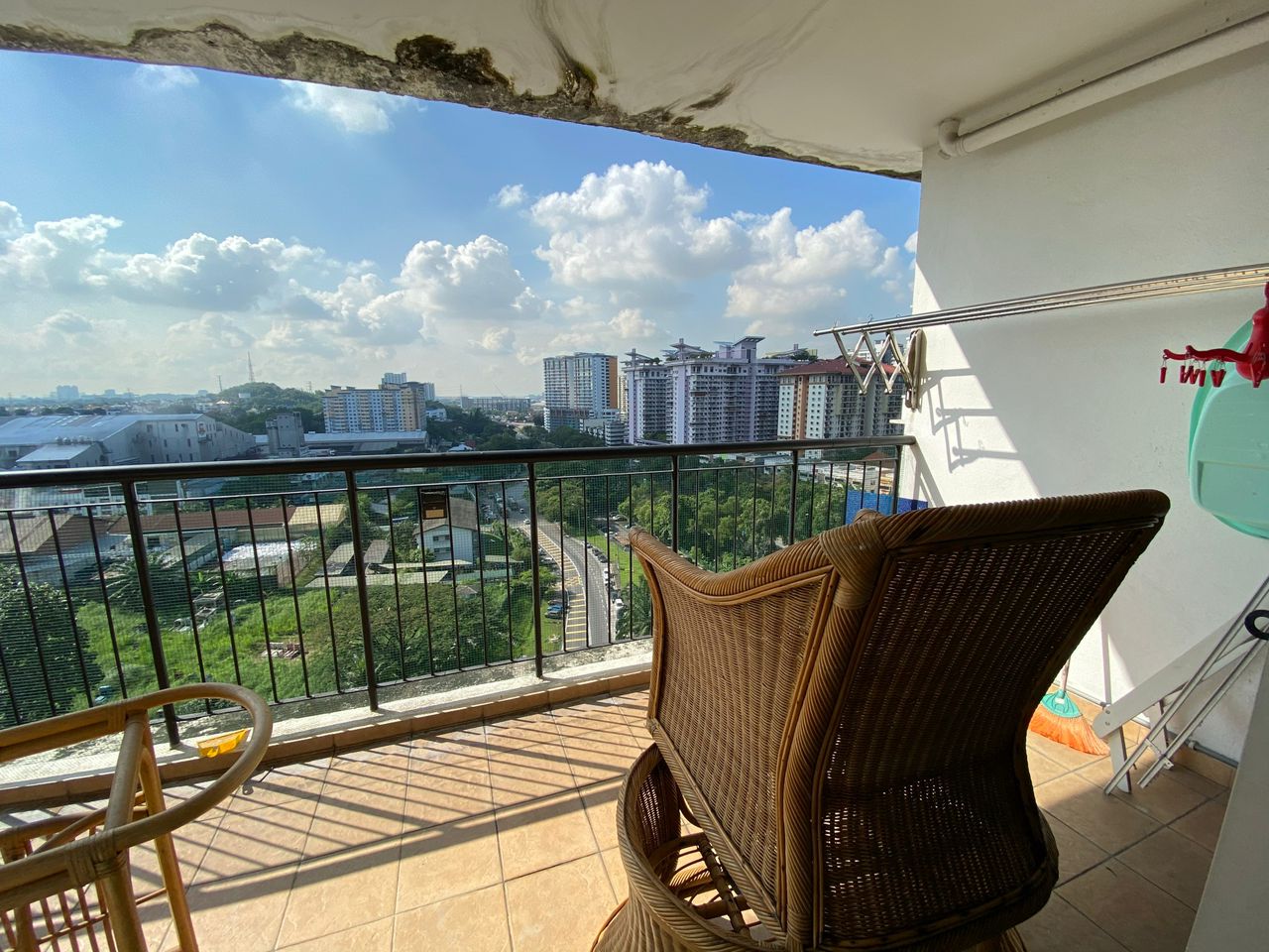 NICE UNIT PARTIALLY FURNISHED Indahria Apartment N - photo 5