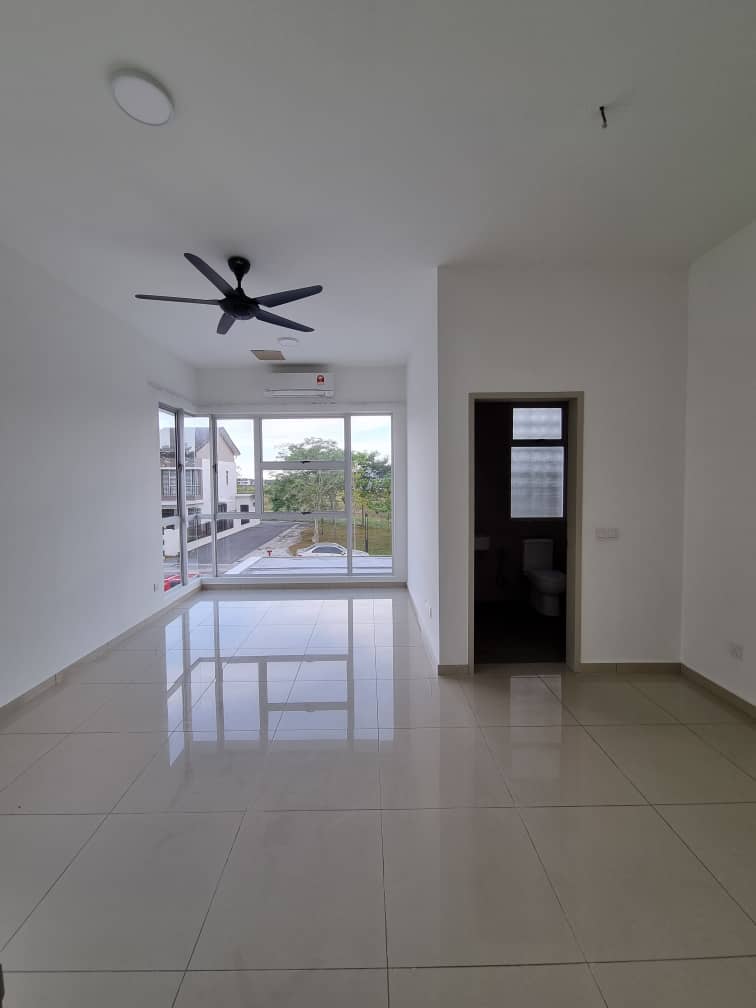 NICE UNIT PARTIALLY FURNISHED  Double Storey Pendu - photo 3