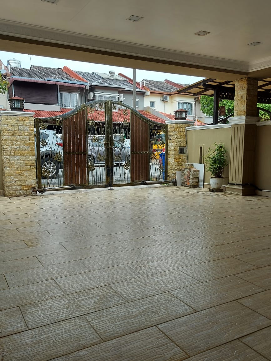 RENOVATED END LOT Double Storey Terrace Taman TTDI - photo 6
