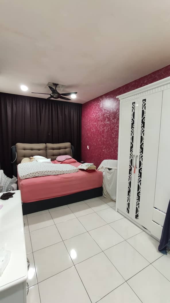 RENOVATED CORNER UNIT Indah Alam Condominium Sek 2 - photo 3