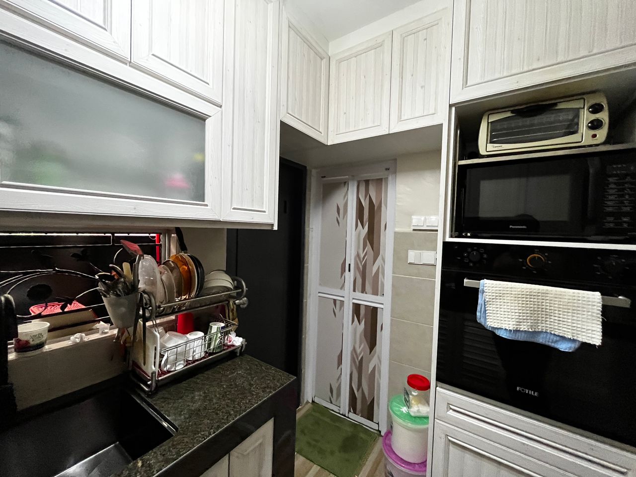 RENOVATED 2 StoreyTerrace House Taman Seri Gombak - photo 4