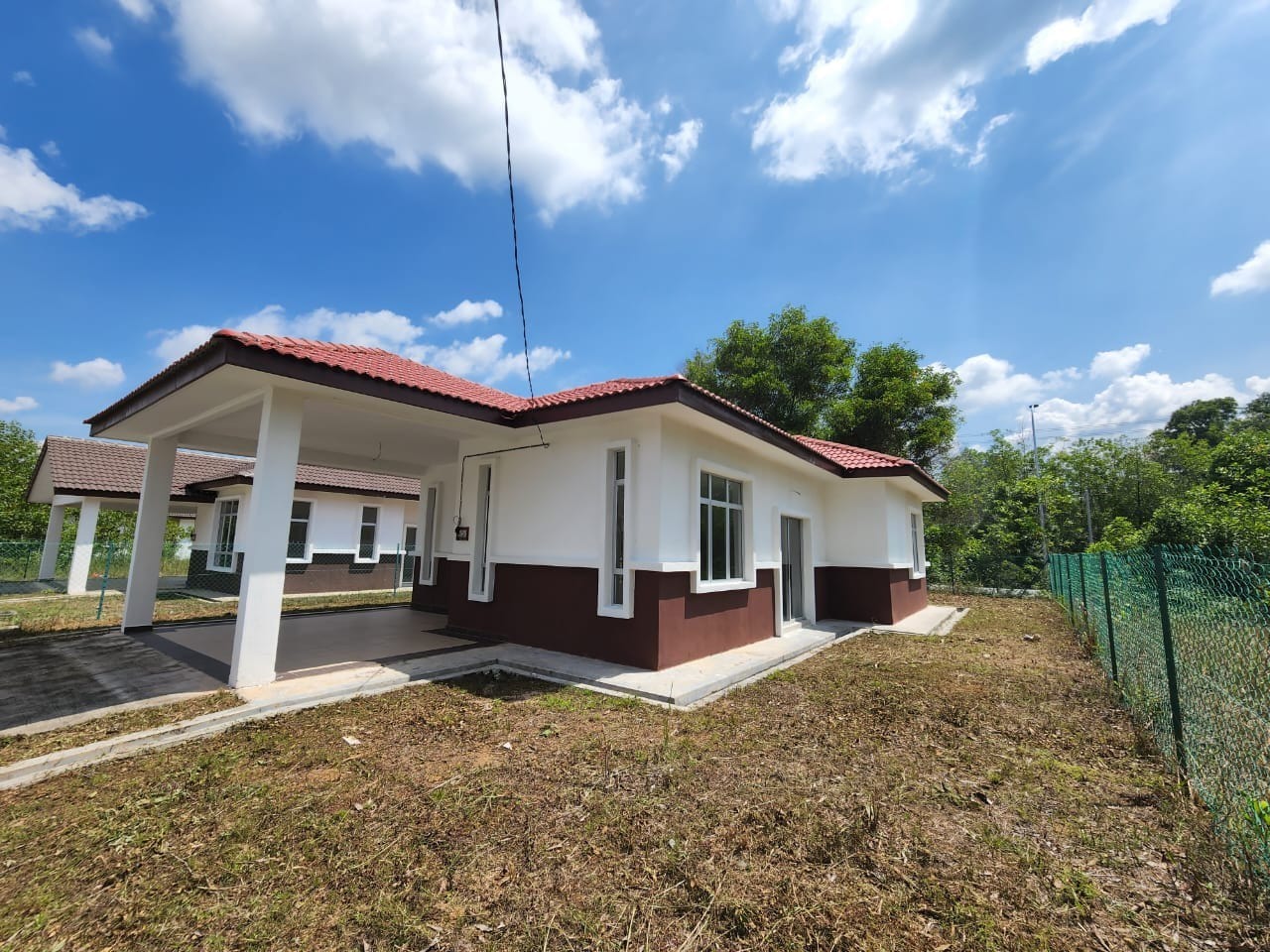 Haithir FREEHOLD Single Storey Bungalow - photo 2