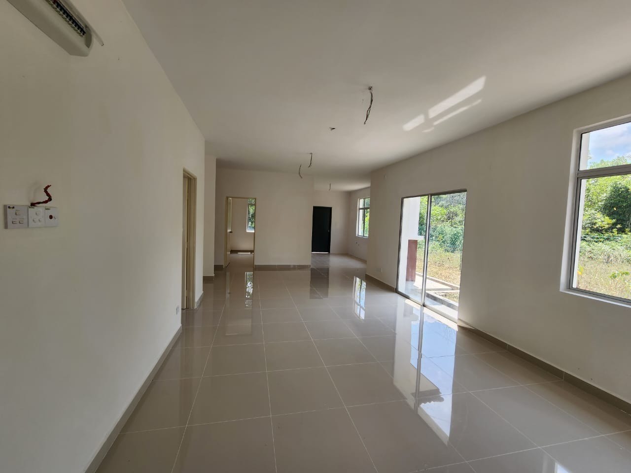 Haithir FREEHOLD Single Storey Bungalow - photo 4