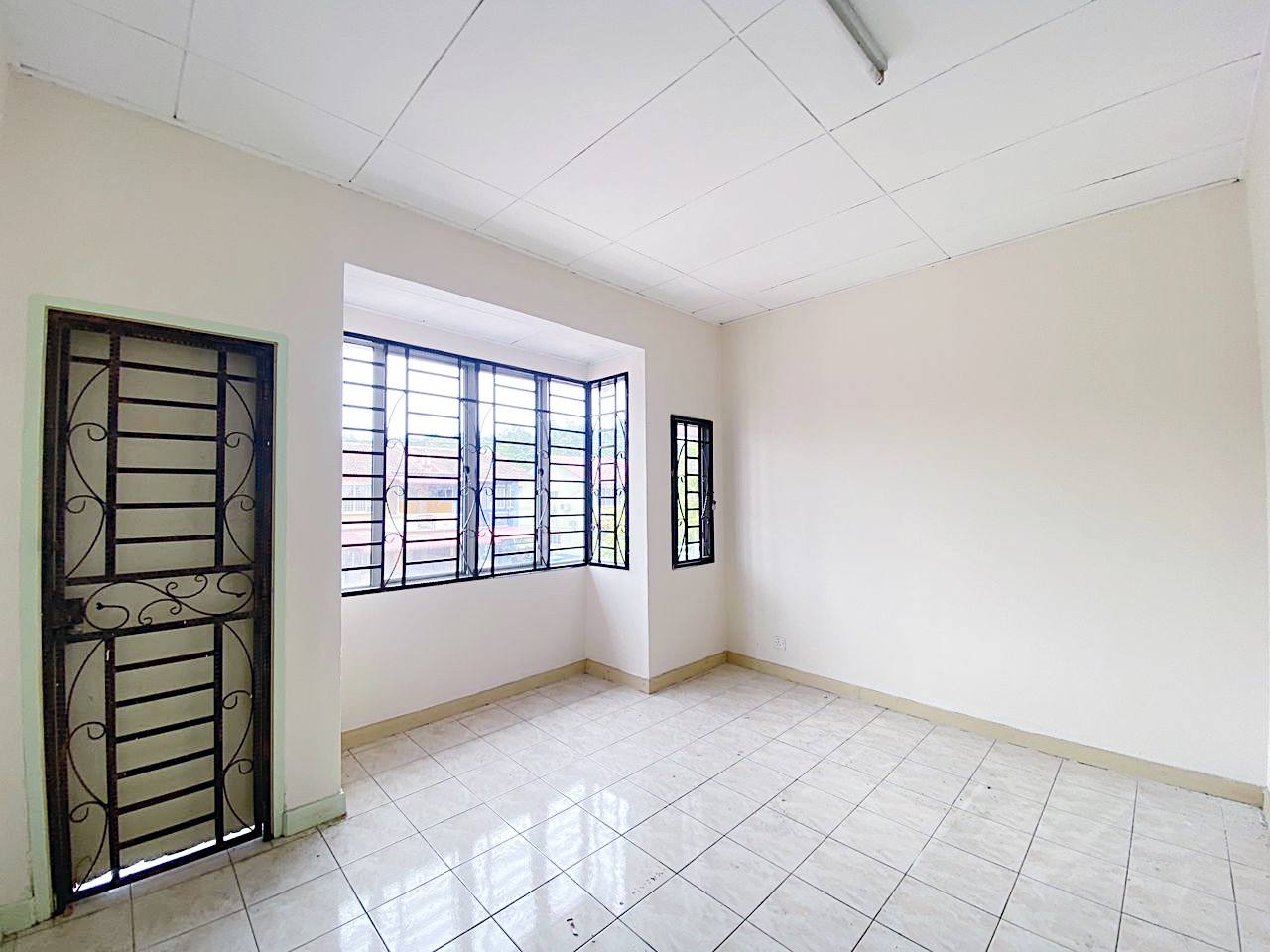 Double Storey Terrace House Taman Bukit Semenyih - photo 4