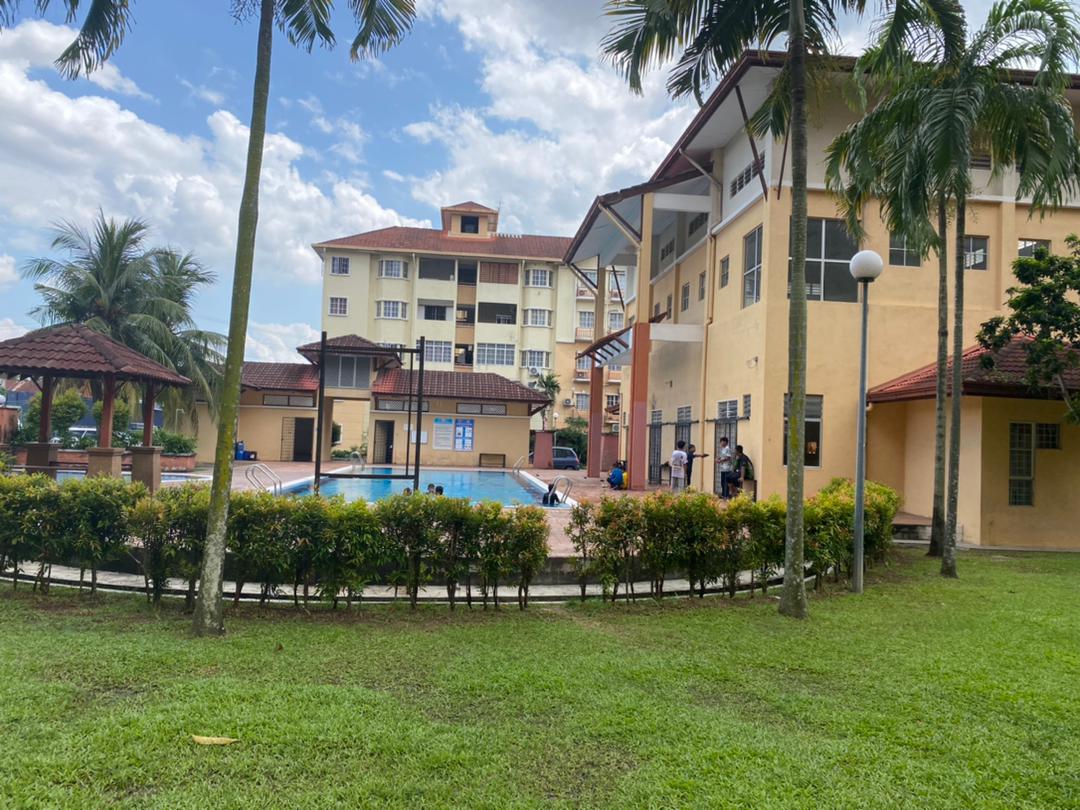 APARTMENT INTANA RIA 2 SEKSYEN 7 BANGI - photo 3