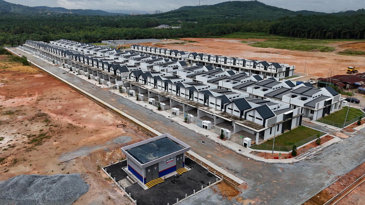 Teres Setingkat Jenderam Hilir - photo 11