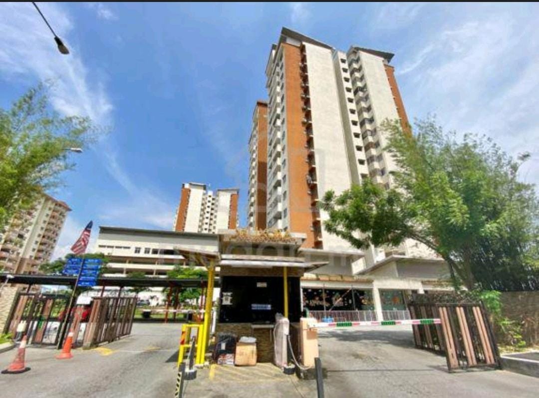 Sri Ixora Apartment, Near Seksyen 7, Bangi