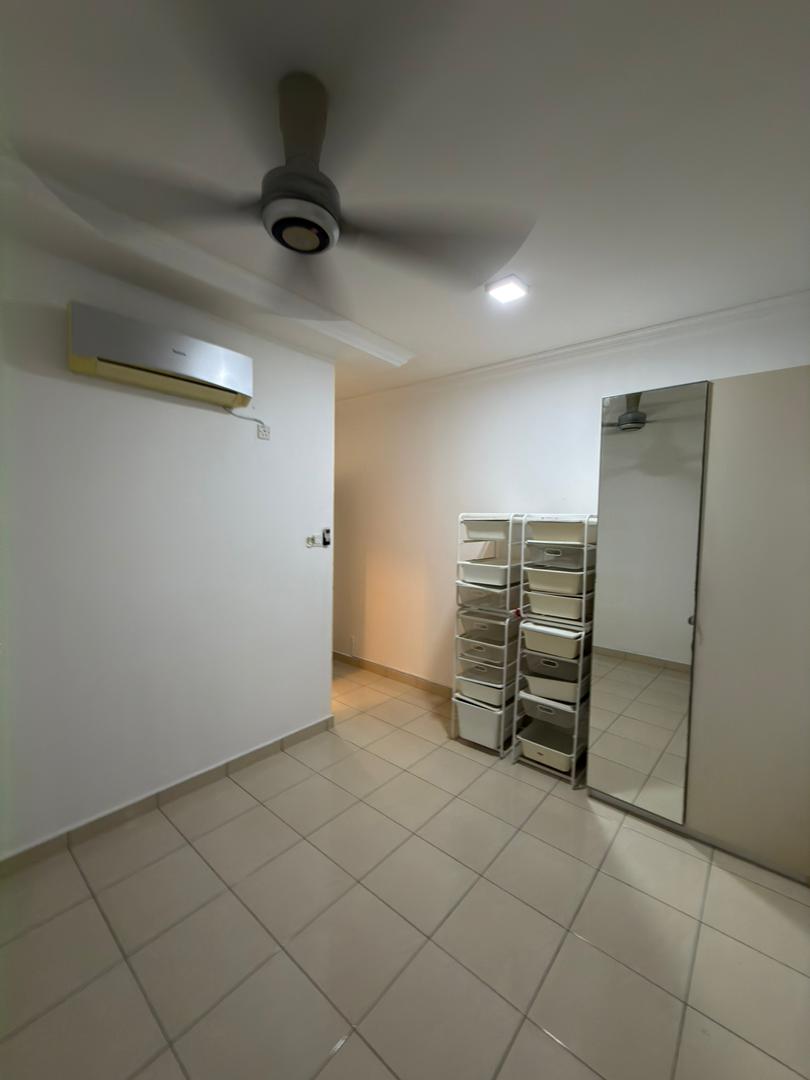 Sri Ixora Apartment, Near Seksyen 7, Bangi - photo 8