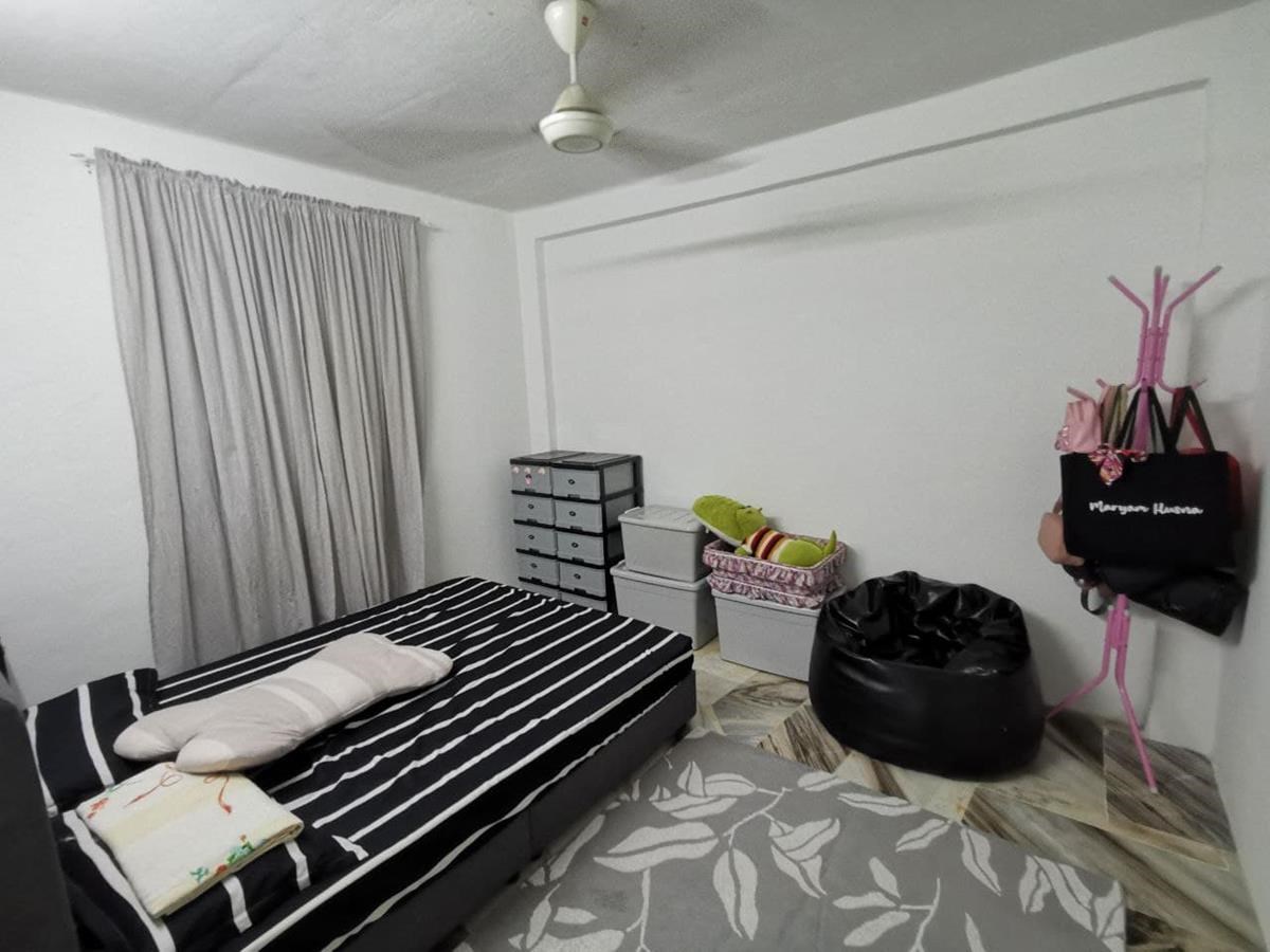 Flat PKNS Seksyen 7 Shah Alam - photo 9