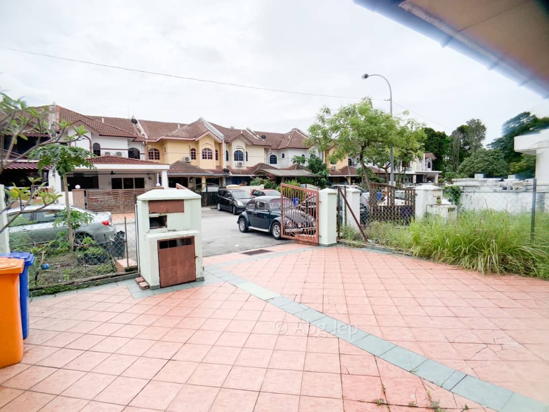 Seksyen 7 Shah Alam Double Storey FULLY RENOVATED - photo 3