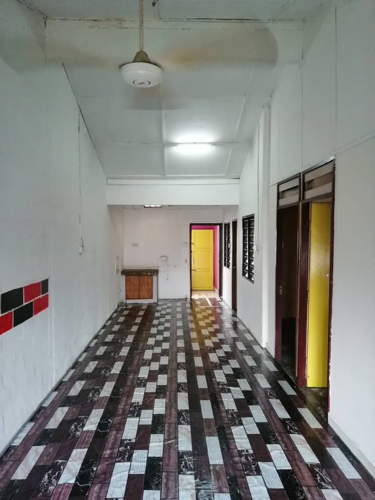 Teres Taman Tas Kuantan FREEHOLD - photo 1